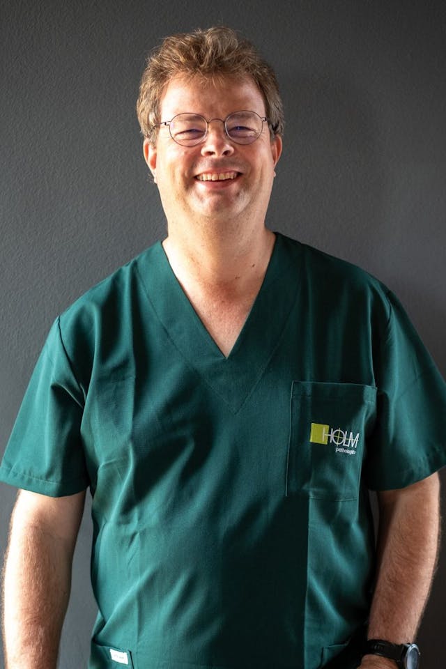 Dr. Hannes Holm